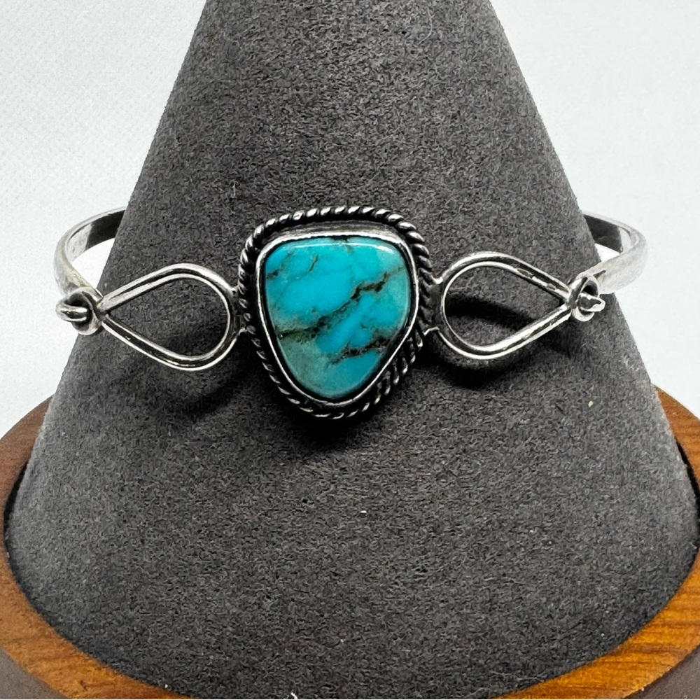 Vintage Mexico Sterling Silver turquoise 925 Hook Closure Bangle Bracelet